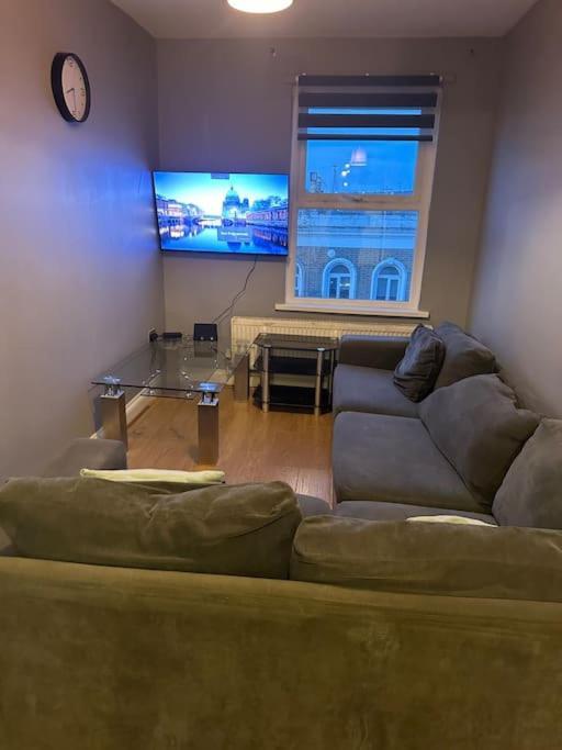 Appartement Lovely Woodford One Bedroom Londres