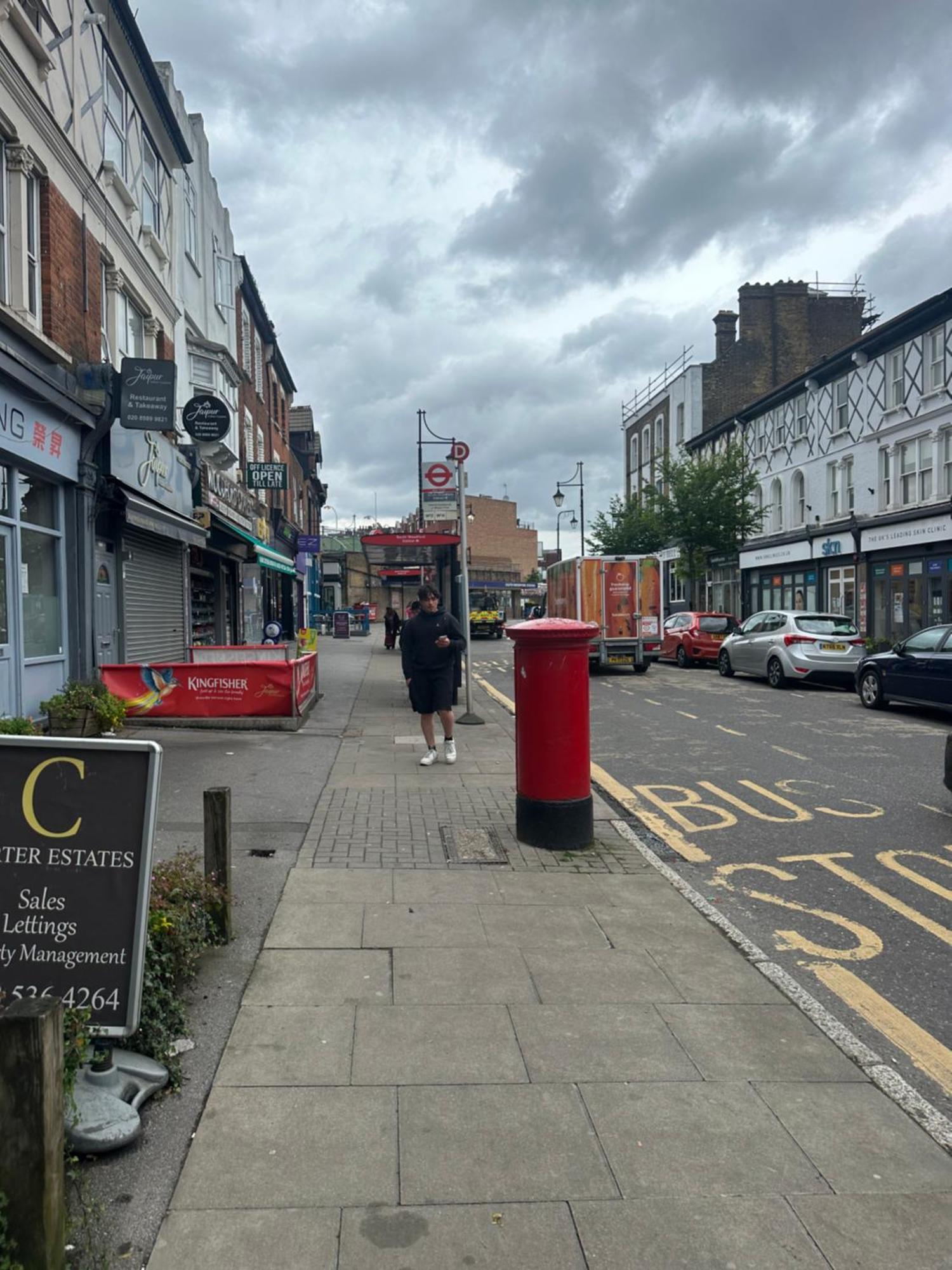 Apartamento Lovely Woodford One Bedroom Londres